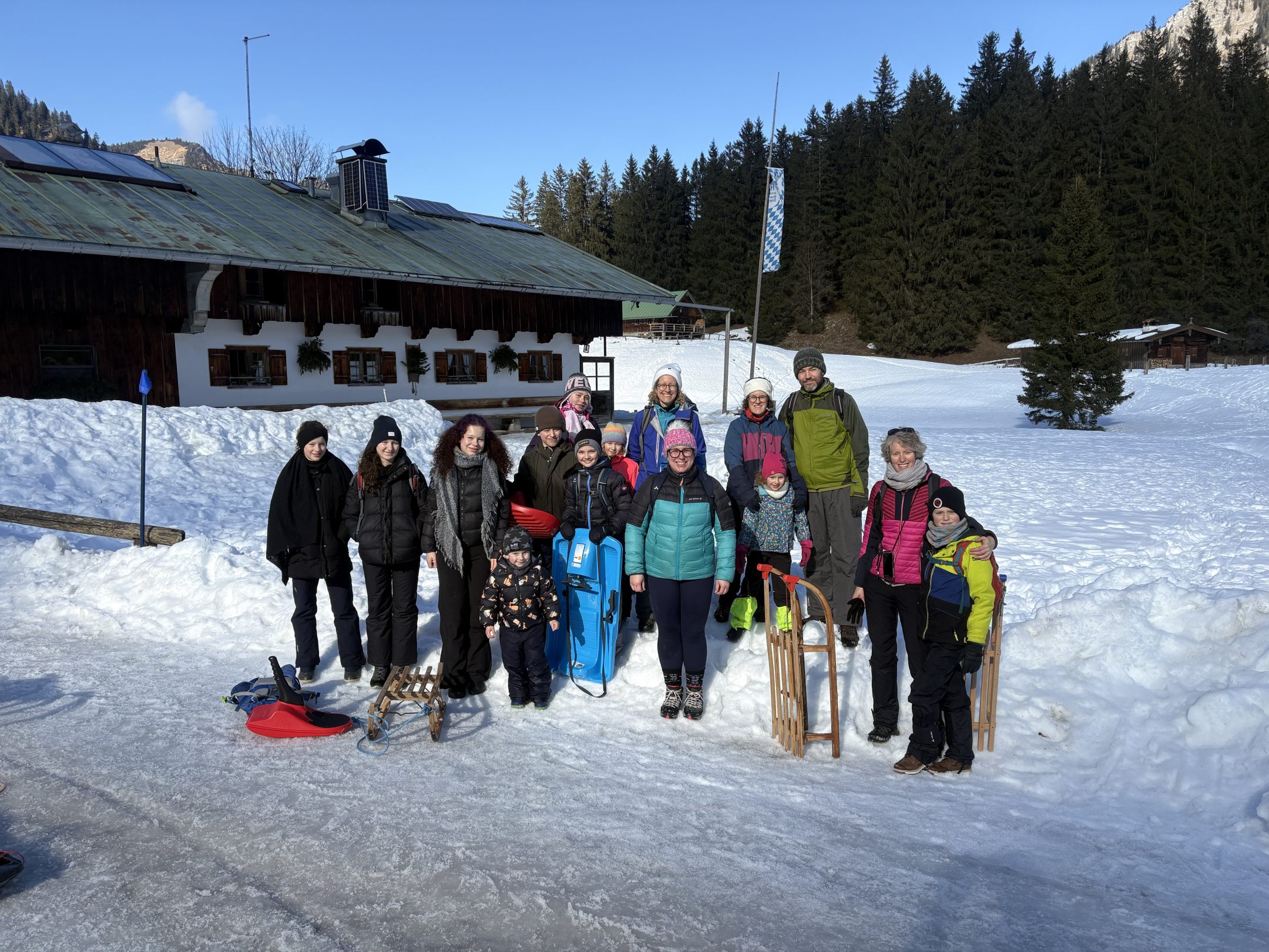 Rodelspass mit der Familiengruppe